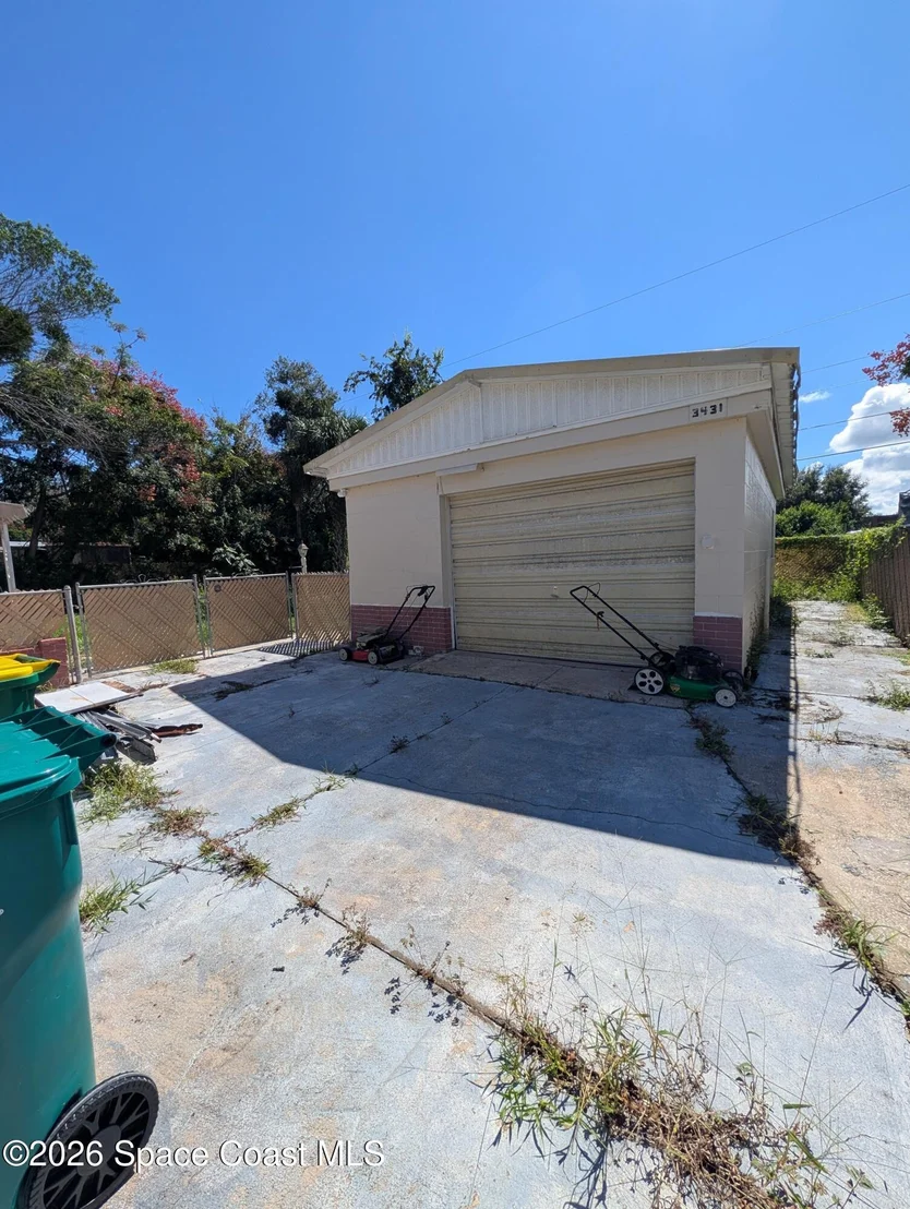 Photo of 3431 Populatic Street