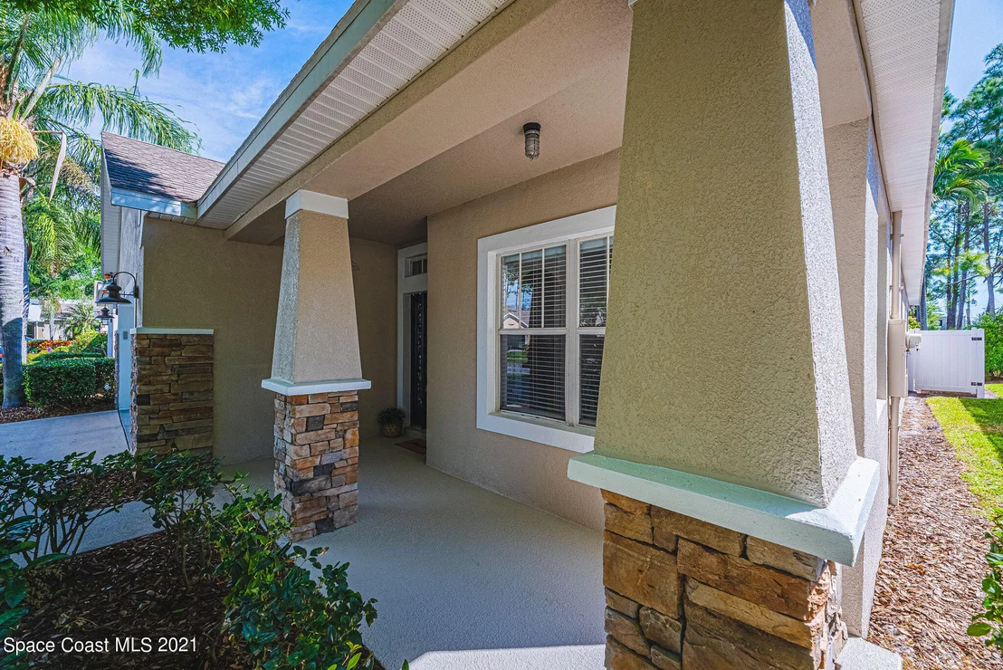 Photo of 401 Waterside Circle