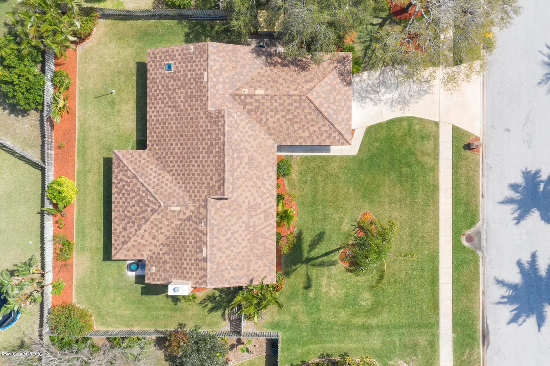 Photo of 552 Rio Casa Drive N