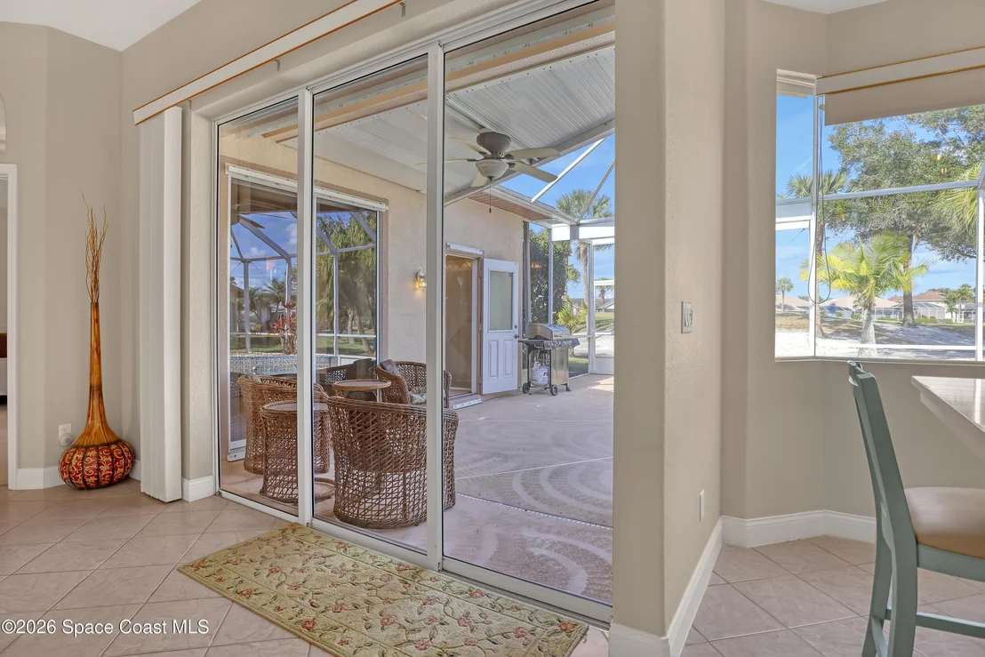 Photo of 2410 Golf Vista Boulevard