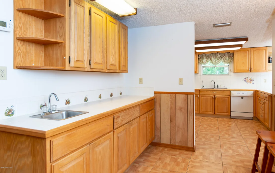Photo of 1665 Harlock Road