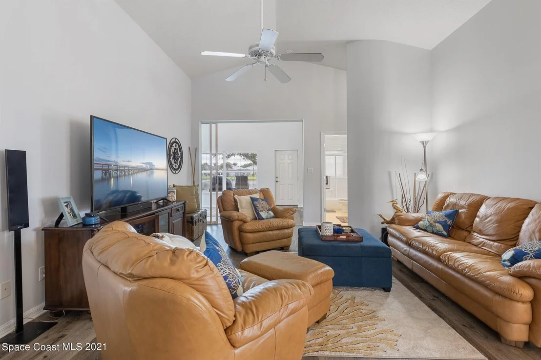 Photo of 2355 Addington Circle
