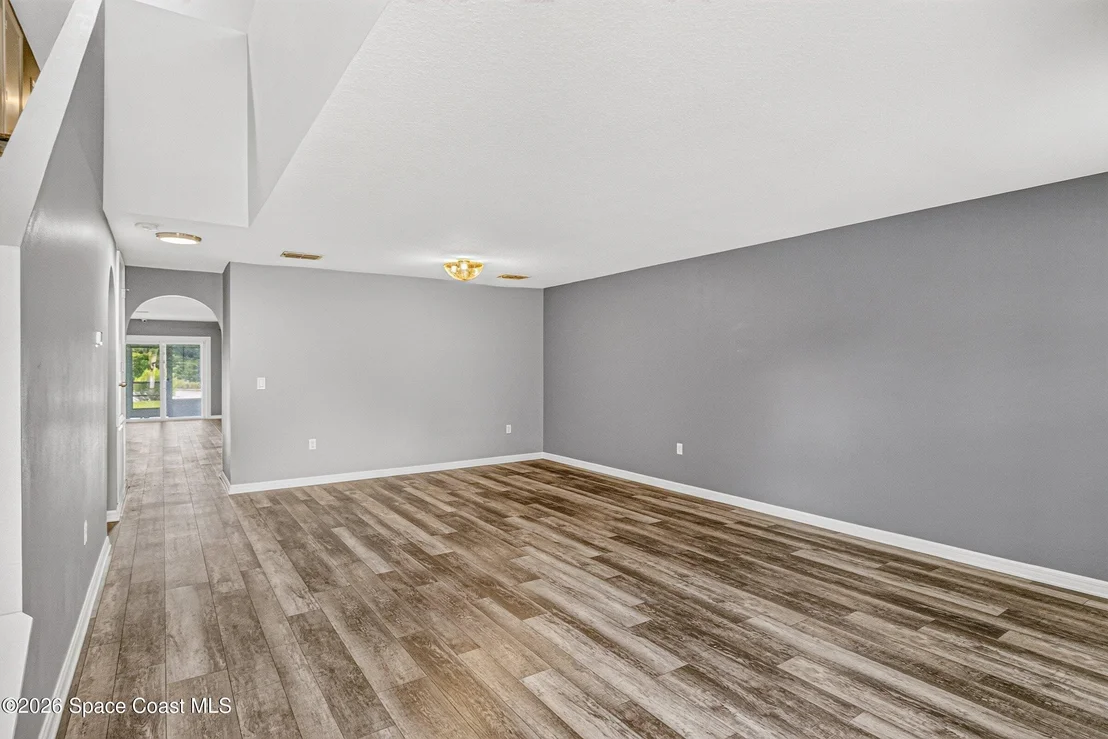 Photo of 3114 Burdock Avenue