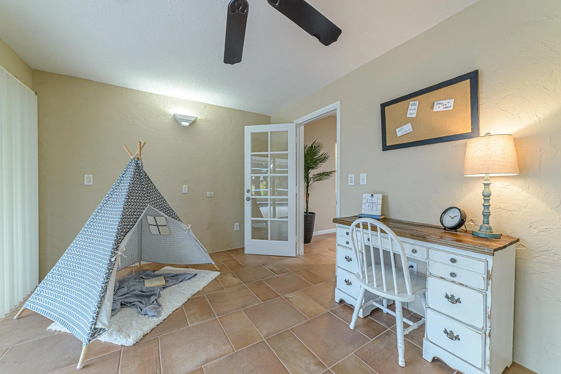 Photo of 1035 Park Ridge Place