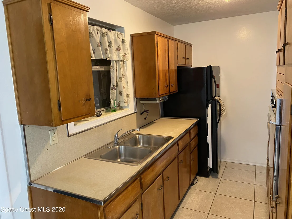 Photo of 1210 Duke Way