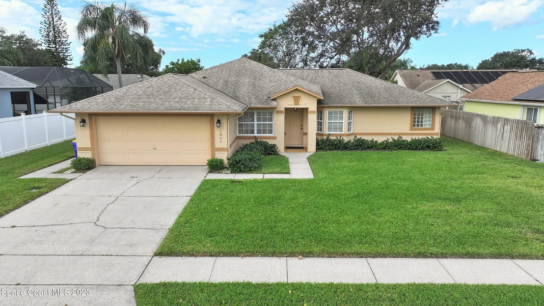 Photo of 1211 Meadow Lake Road