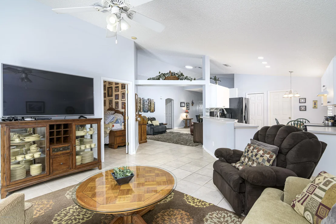 Photo of 752 Lake George Drive