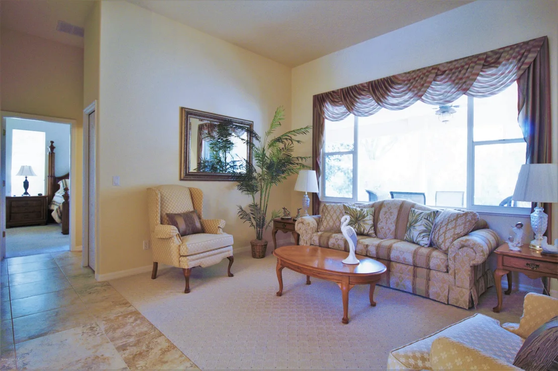 Photo of 1015 Starling Way