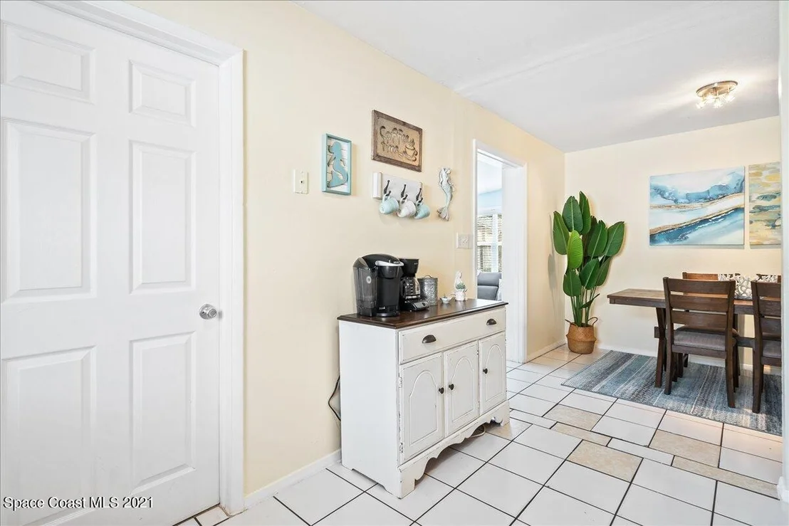 Photo of 1413 Rosemary Drive