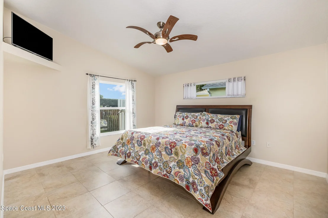 Photo of 918 Pine Creek Circle NE