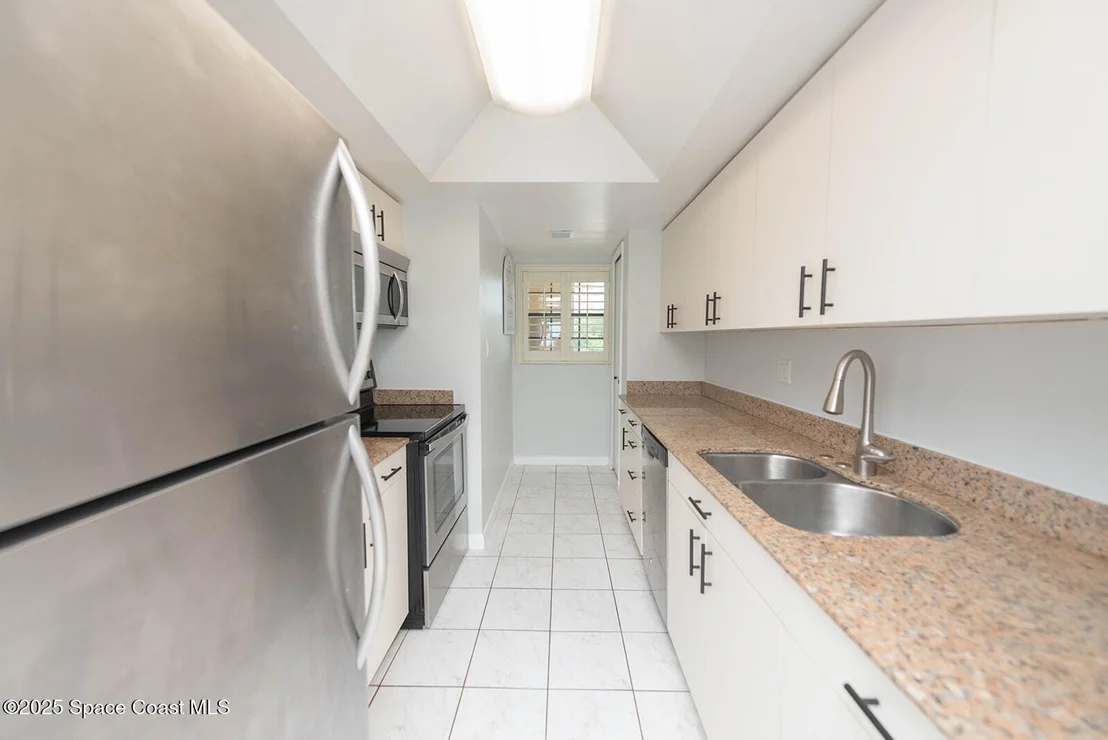 Photo of Unit 507B at 1049 Rockledge Drive