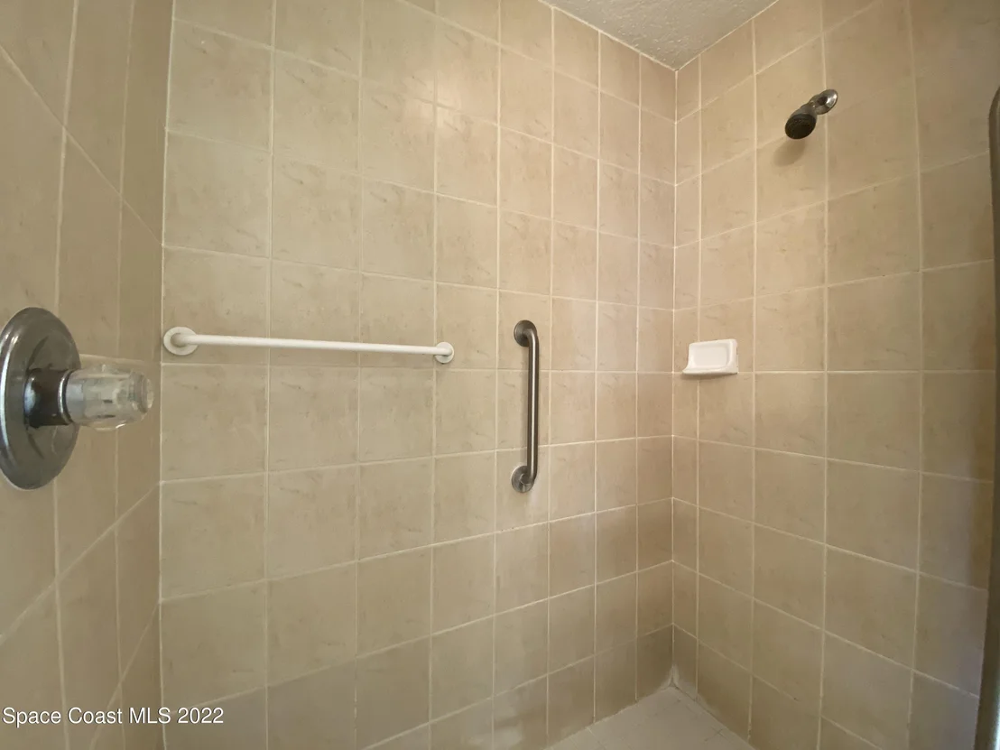 Photo of 4120 Duke Street