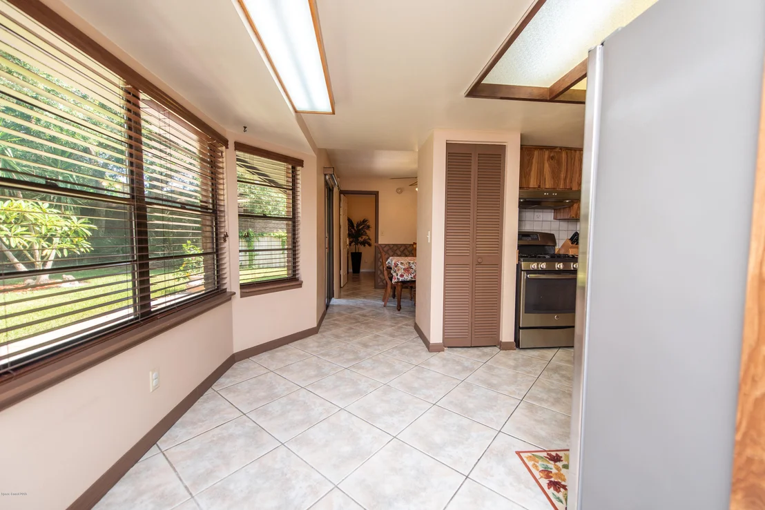 Photo of 1870 Oakwood Trail