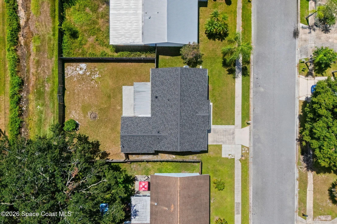 Photo of 419 Earl Avenue