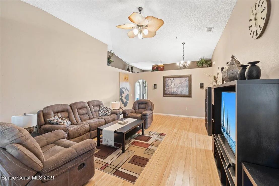 Photo of 4950 Spinet Drive