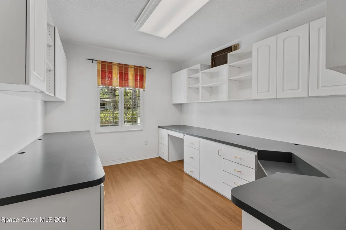 Photo of 110 Oakledge Drive