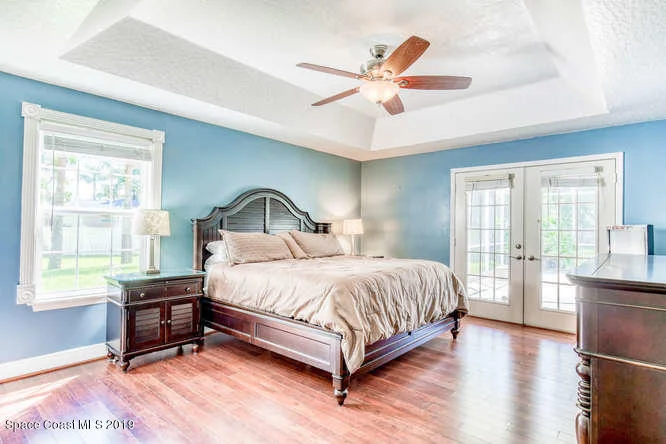 Photo of 2241 Royal Oaks Drive