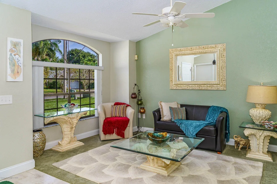 Photo of 857 Spirea Drive