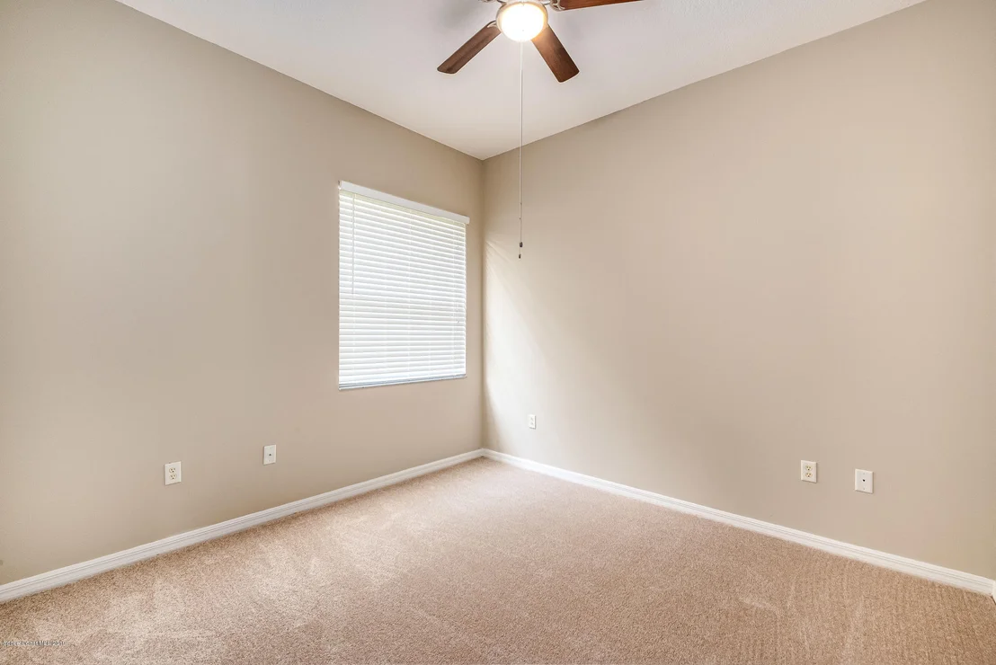 Photo of 1744 Hydrangea Road NW