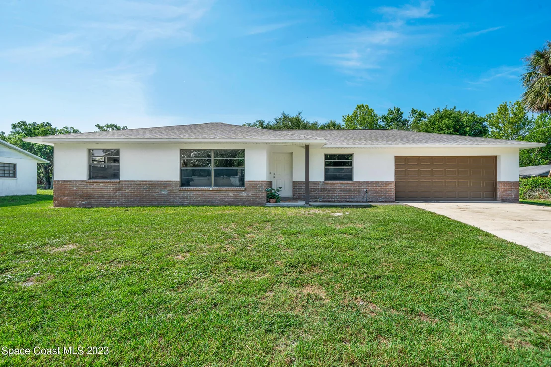 Photo of 5065 Bradbie Lane