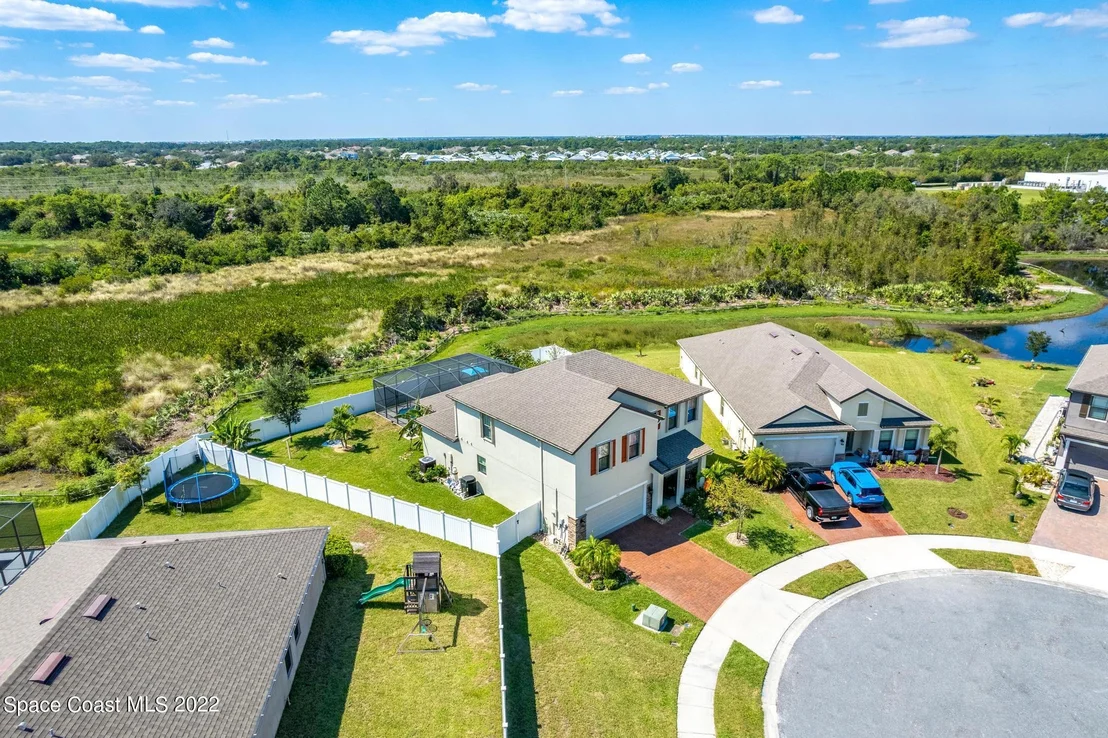 Photo of 982 Peta Way