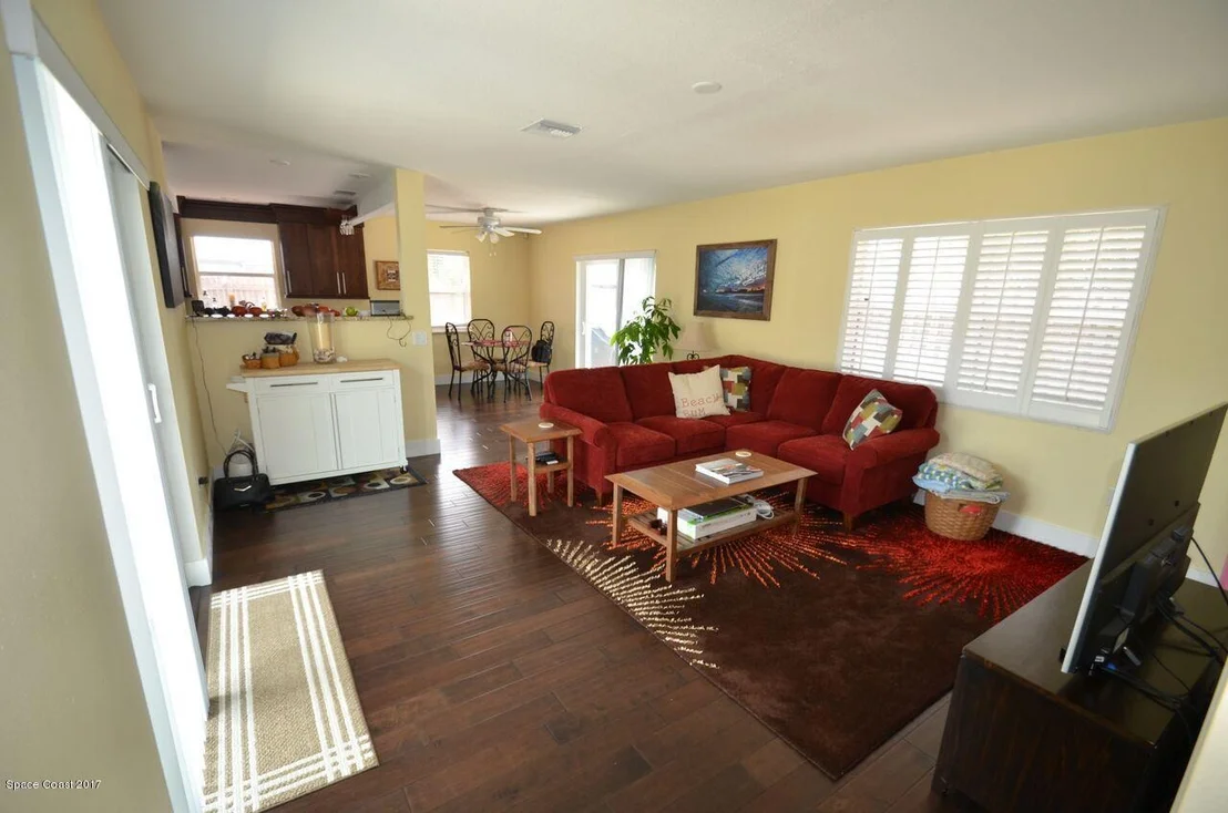 Photo of 1138 Pinetree Drive