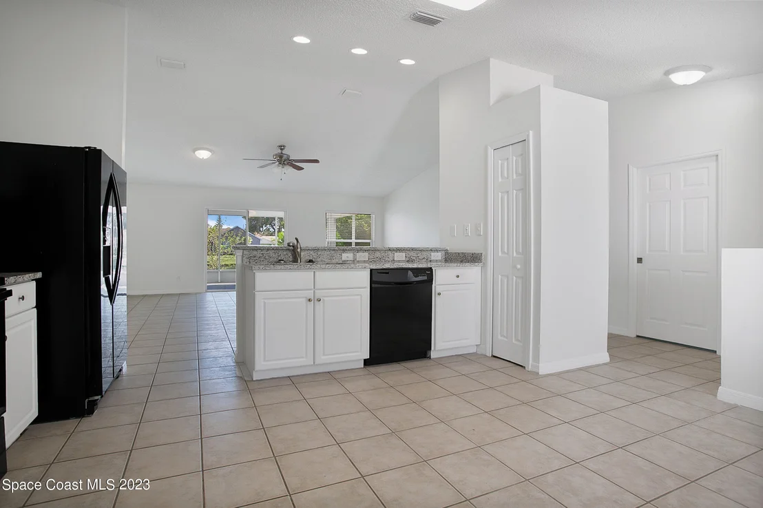 Photo of 1019 Jacaranda Circle