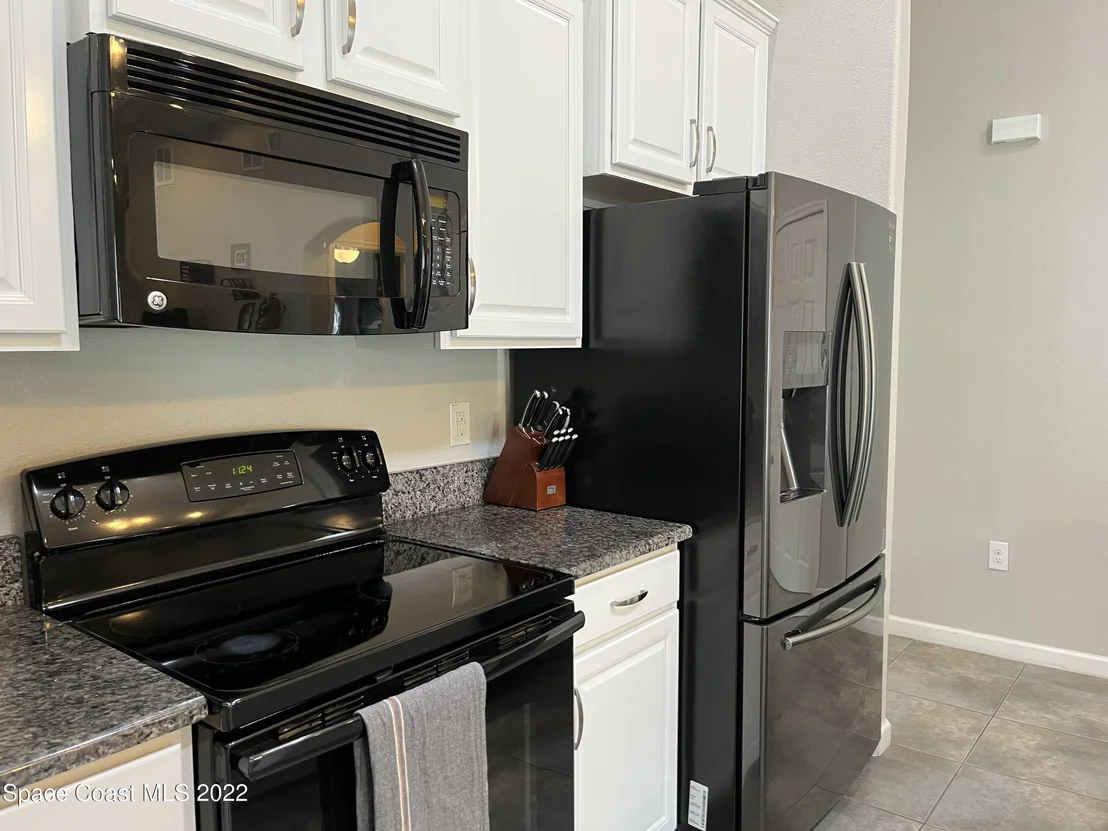 Photo of 800 Fiddleleaf Circle