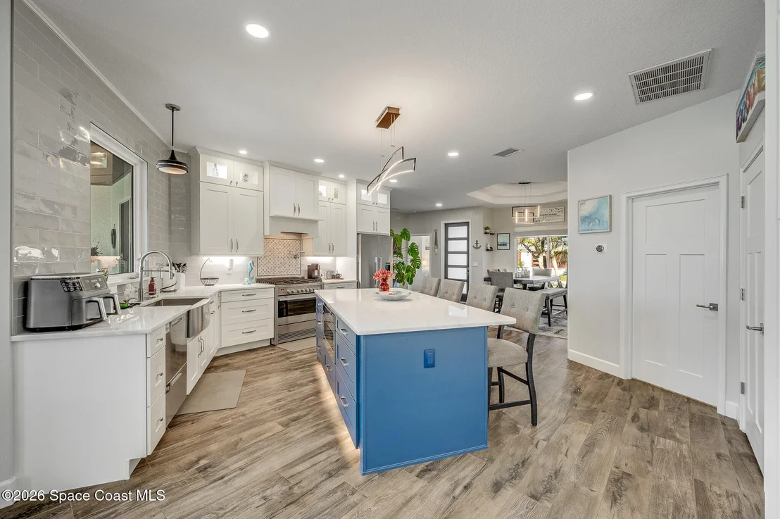Photo of 447 Sandy Key