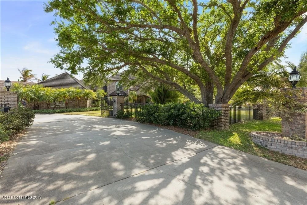 Photo of 155 Utopia Circle