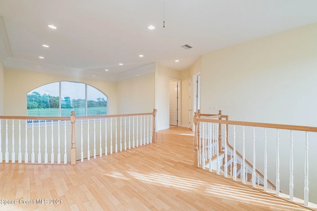 Photo of 8181 Compton Way