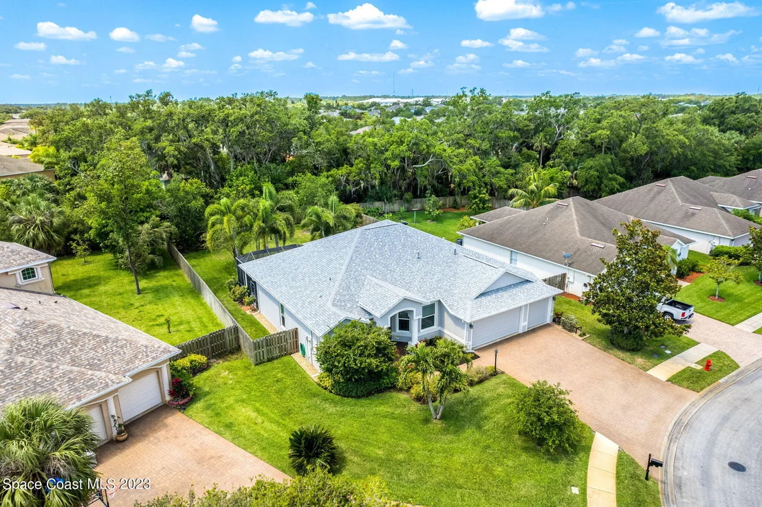 Photo of 2275 Botanica Circle