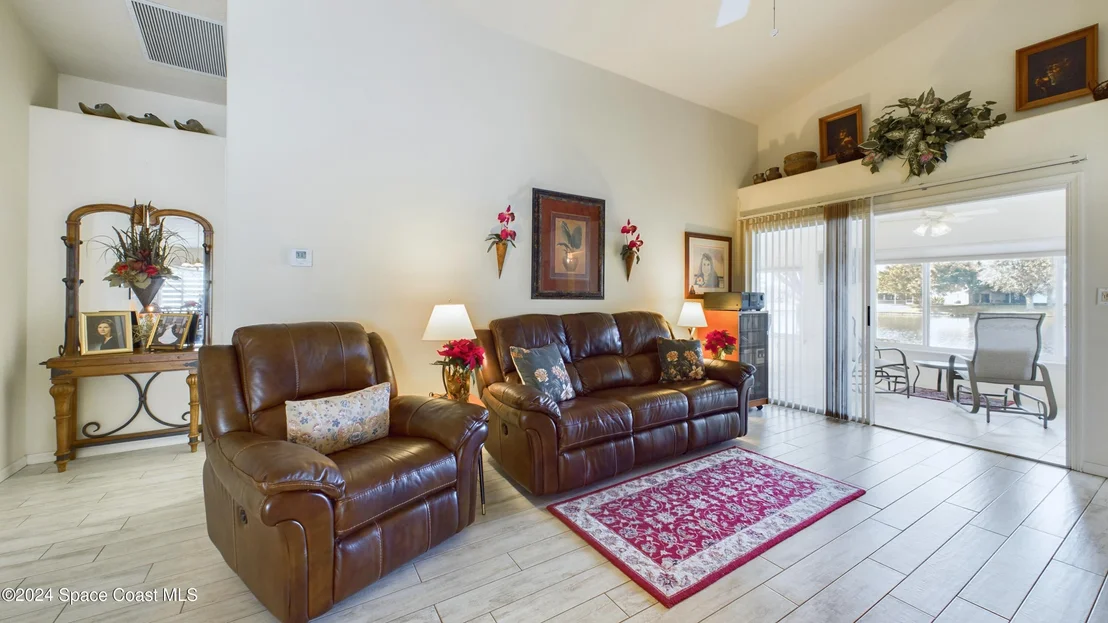 Photo of 2405 Addington Circle