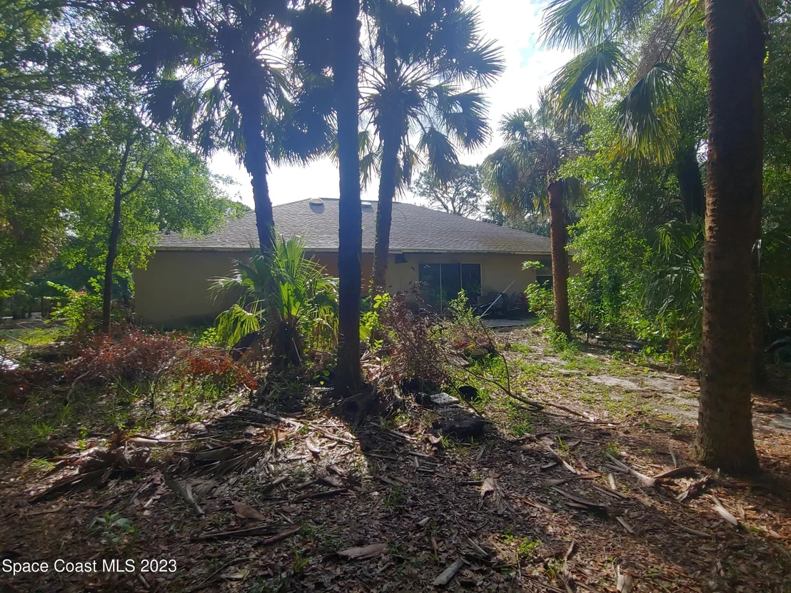 Photo of 5430 Fishtail Palm Avenue