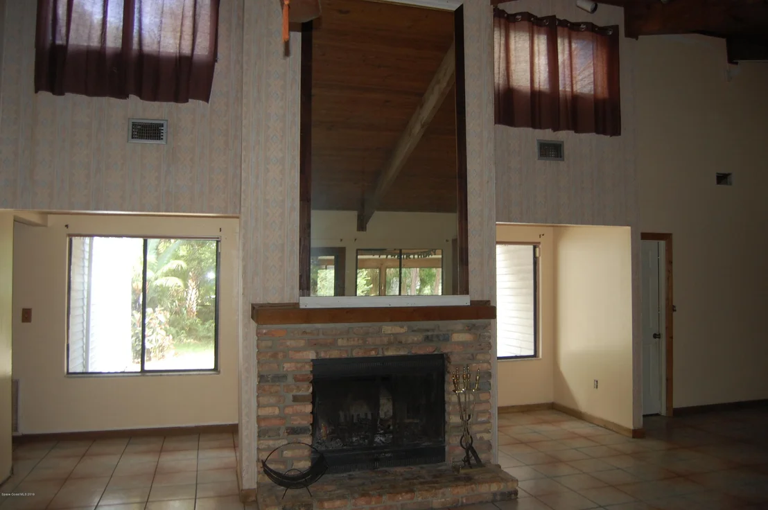 Photo of 2625 Washington Street