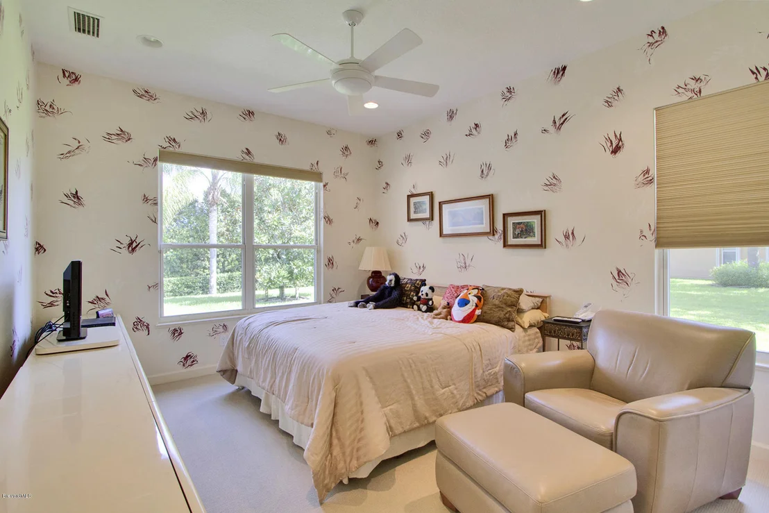 Photo of 8210 Compton Way