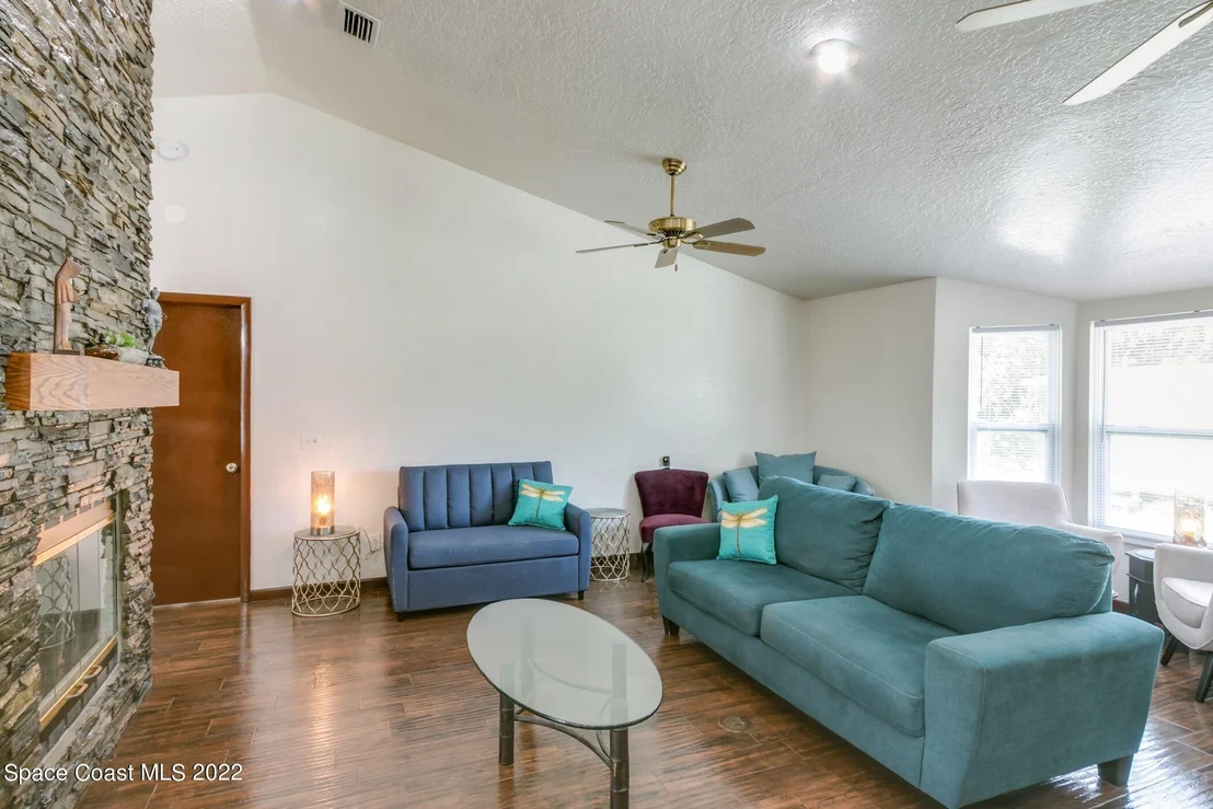 Photo of 1637 Sue Drive