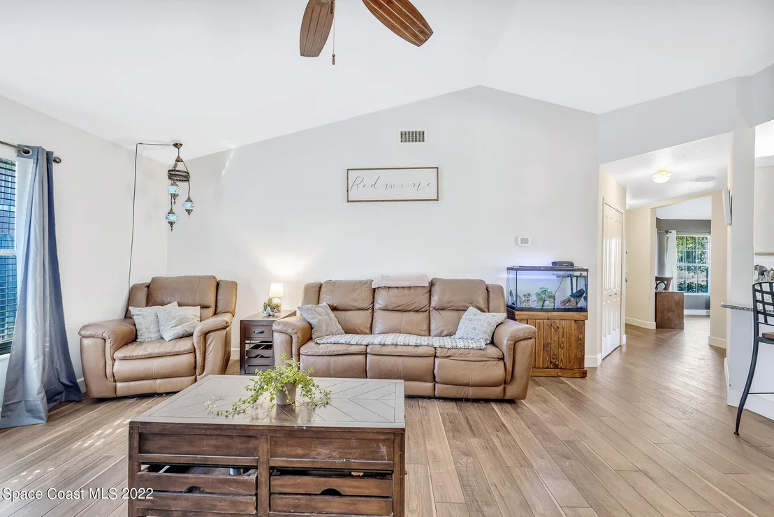 Photo of 905 Pine Baugh Street