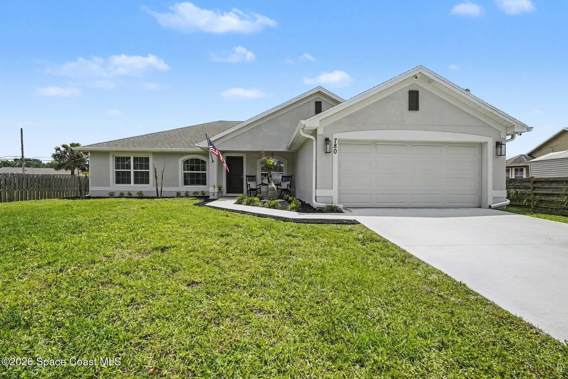 Photo of 780 Helicon Terrace