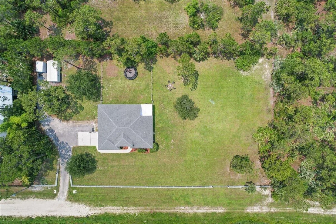 Photo of 2005 Vally Road