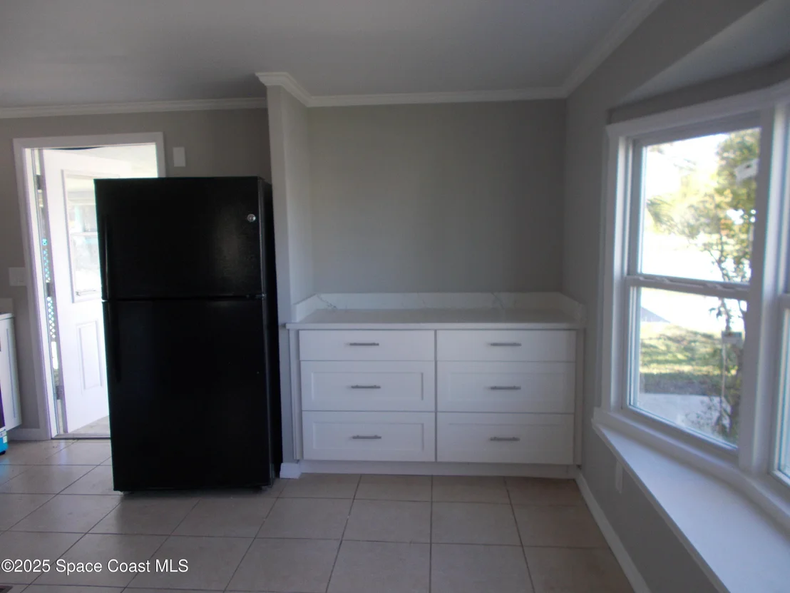 Photo of 619 Sea Gull Drive W