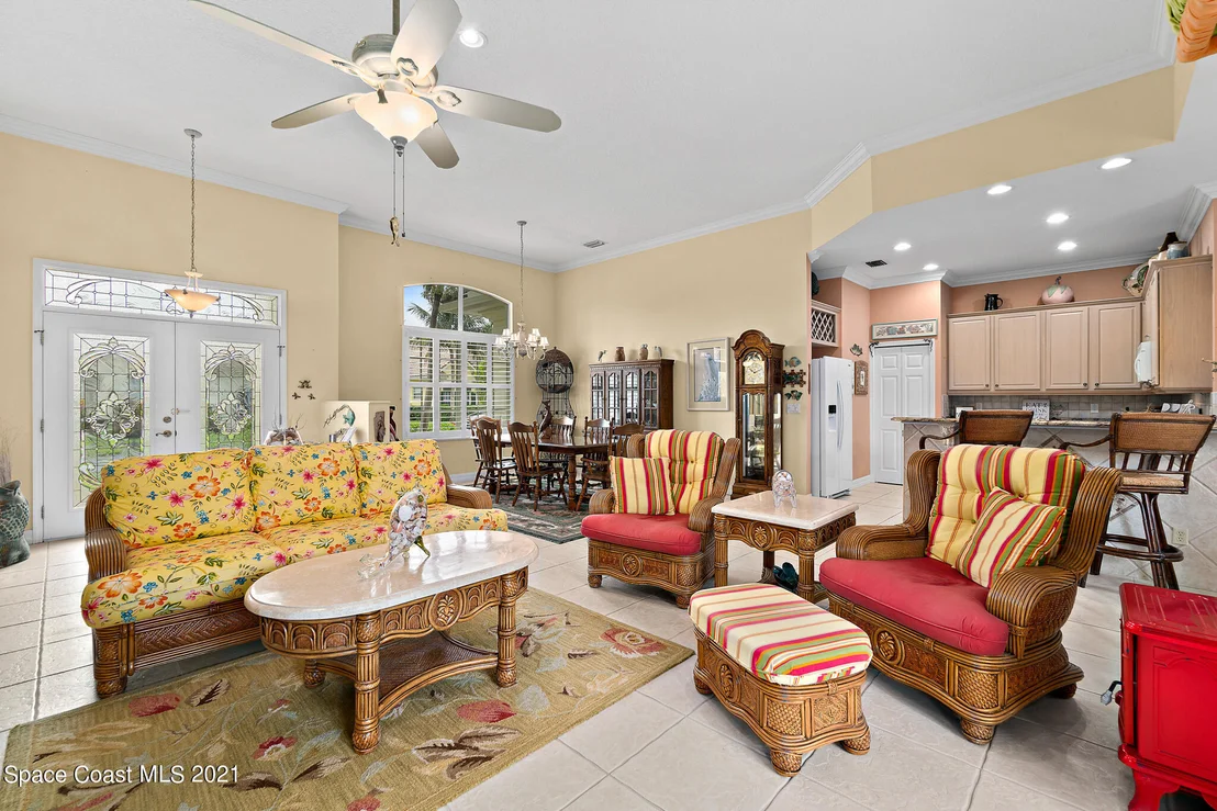 Photo of 5467 Solway Drive