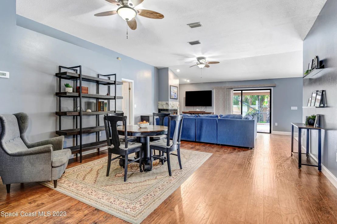 Photo of 1255 Walnut Court