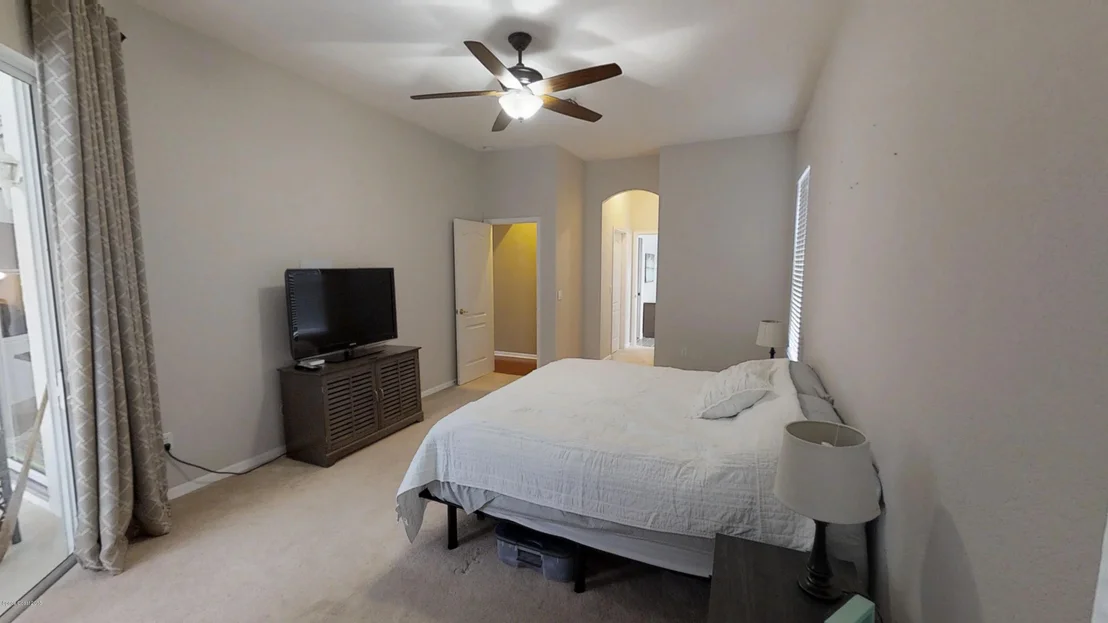 Photo of 975 Carriage Hill Road