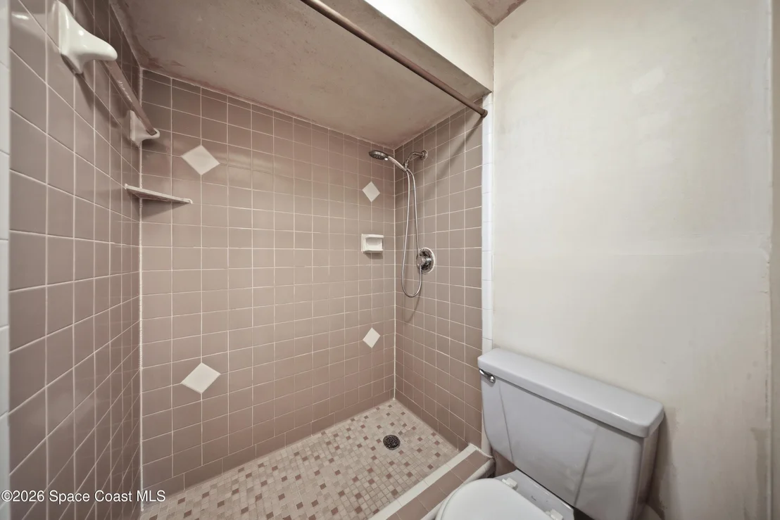 Photo of 1139 Groves Drive