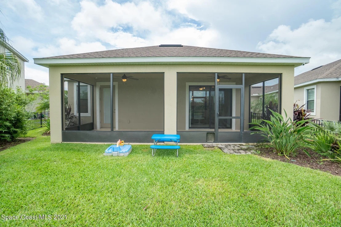 Photo of 3072 Casterton Drive