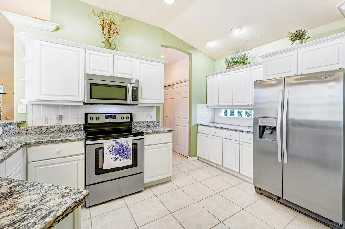 Photo of 601 Gina Lane