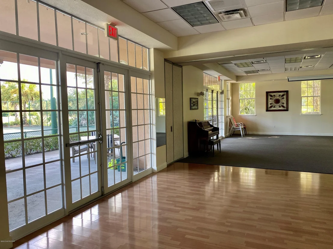 Photo of 130 Whaler Drive