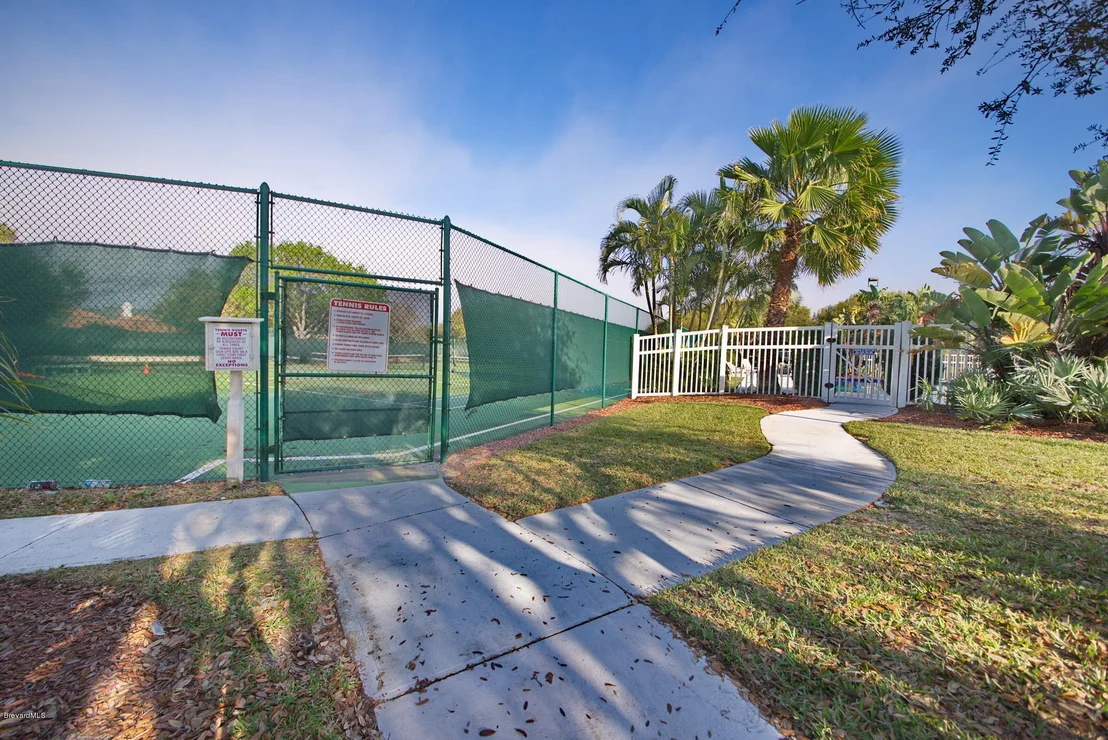 Photo of 2258 Mockingbird Lane