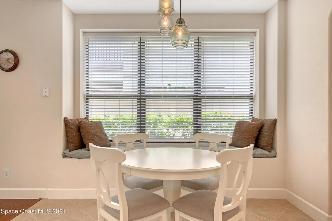 Photo of 1380 Talon Way